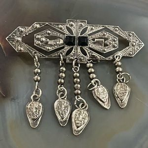 Vintage art deco brooch